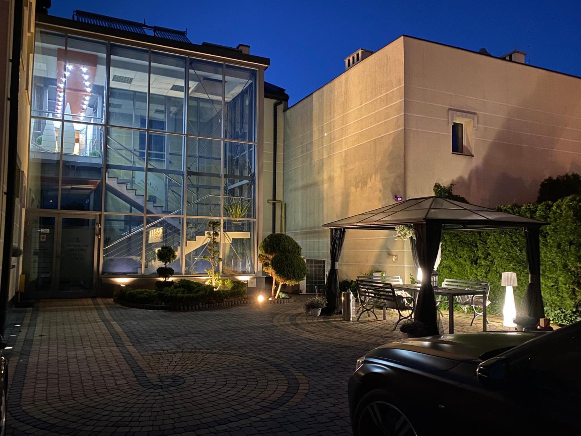 Apartamenty I Pokoje „Pod Jedynka” Konstantynów Łódzki 外观 照片