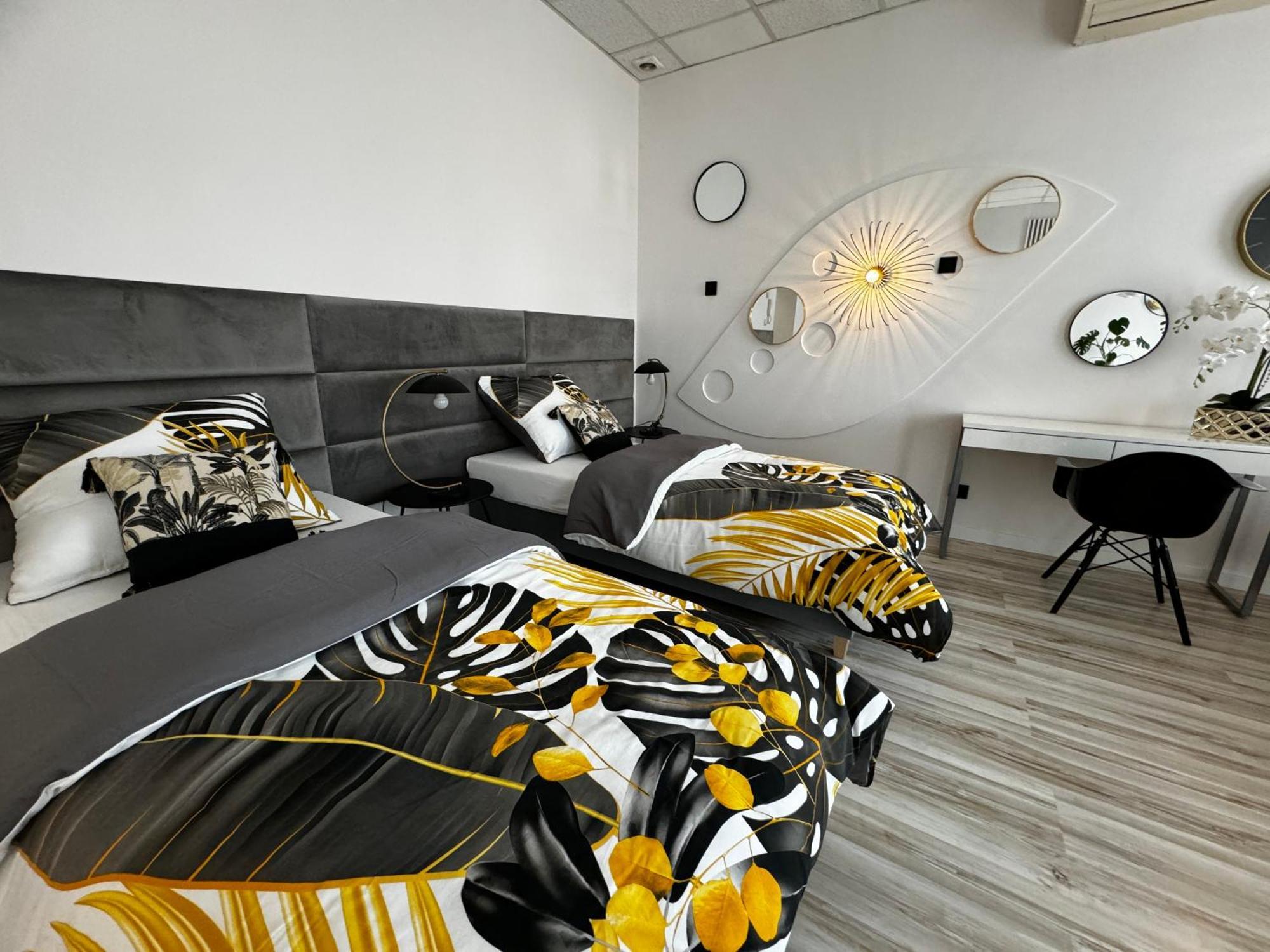 Apartamenty I Pokoje „Pod Jedynka” Konstantynów Łódzki 外观 照片